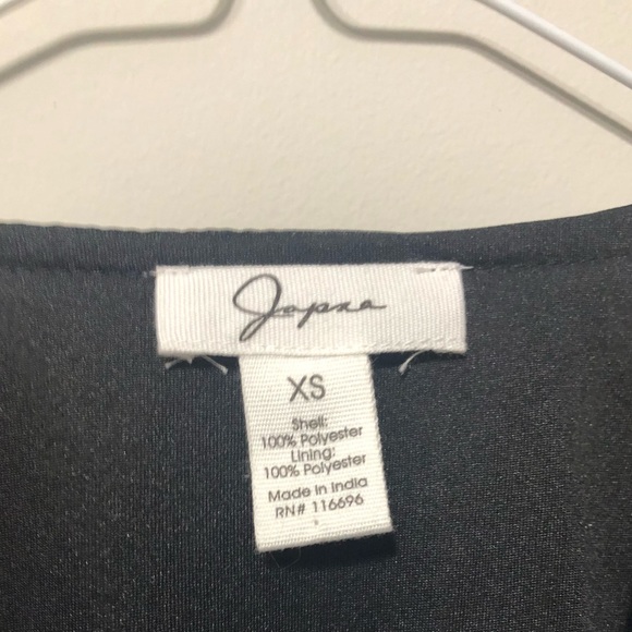 JAPNA black pleated long sleeve top size XS. - Picture 2 of 7